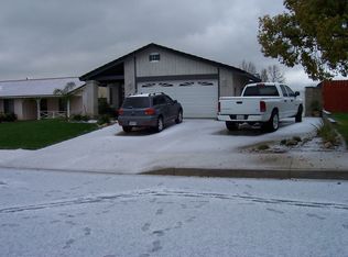 2565 Rosemary Ln, San Bernardino, CA 92407