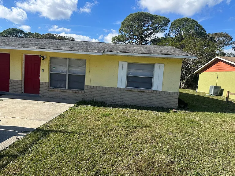 412 Country Lane Dr — Photo 10
