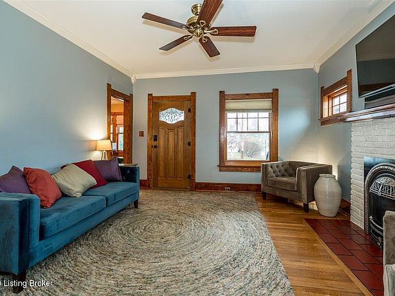 5th image of 2142 Woodbourne Ave