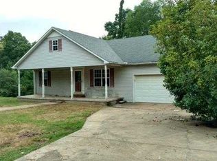 1007 Greenway Rd, Huron, TN 38345