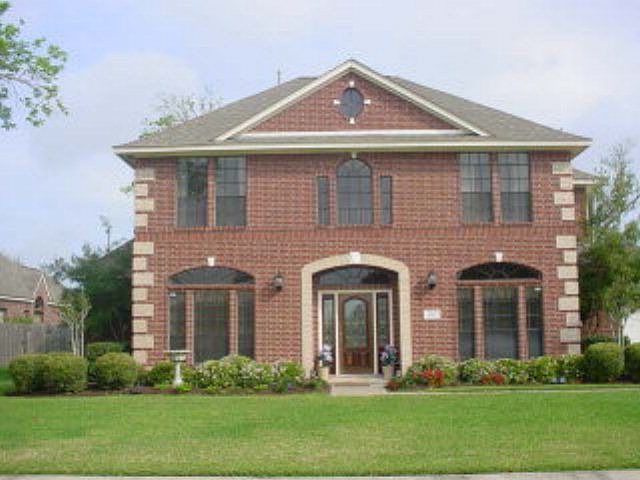 1st image of 212 Tearose Ln