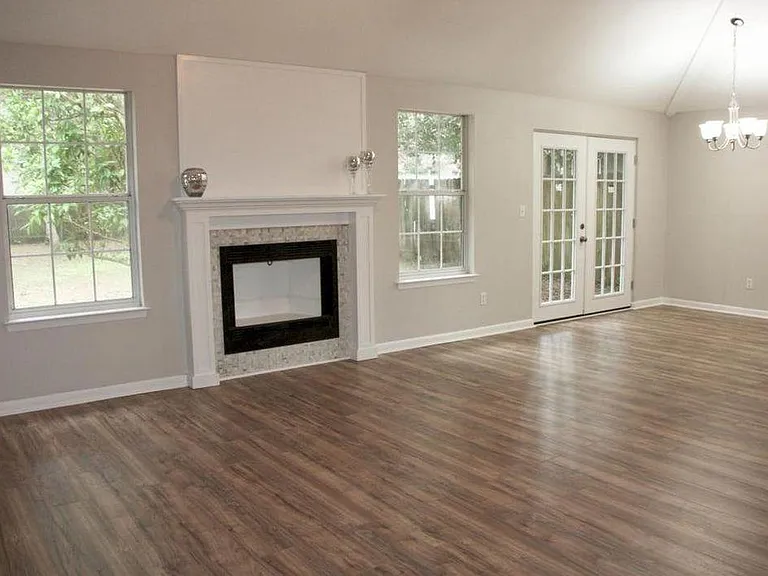 1694 Valparaiso Blvd — Photo 10