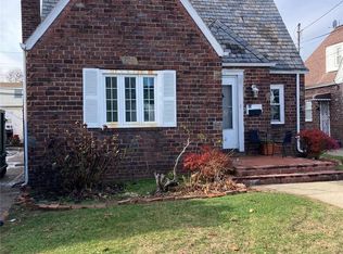 44 Sunnyside Ave, Hempstead, NY 11550