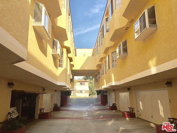 3rd image of 421 N Chapel Ave APT F
