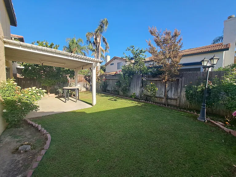 9507 Salinger St — Photo 15