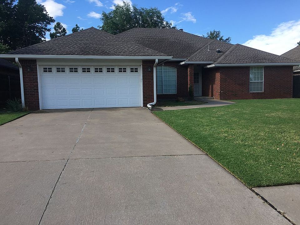 Insulated garage door