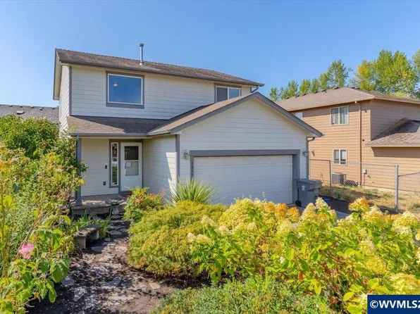 1957 Lyon St SE, Albany, OR 97322