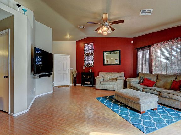 5th image of 6117 Blue Pearl St