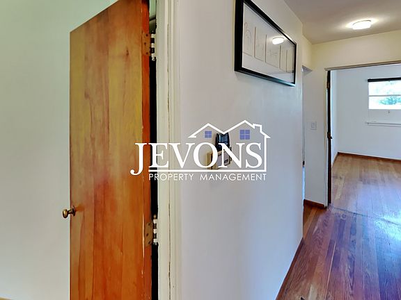 2nd image of 2909 Shelton Ave