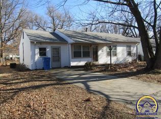 1938 SW McAlister Ave, Topeka, KS 66604