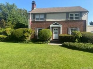 26 Jefferson St FLOOR 2, Glen Cove, NY 11542