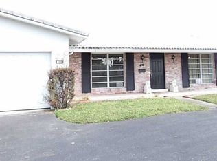 6001 SW 15th St, Plantation, FL 33317