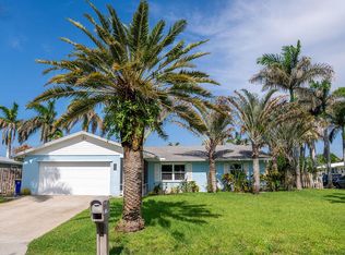 2445 NE 16th Court, Jensen Beach, FL 34957