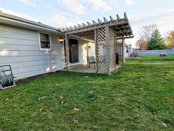 4th image of 8432 Elm Ave
