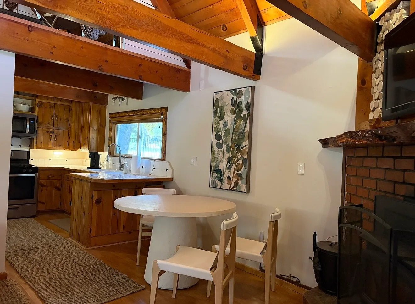 2 bed, 810 sqft, $2,750 — Photo 4