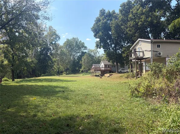 136 Shore Acres Dr, Dittmer, MO 63023