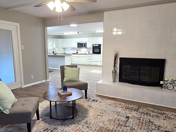 2nd image of 7530 Meadow Green