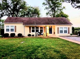 313 Depot St, Chapel Hill, TN 37034