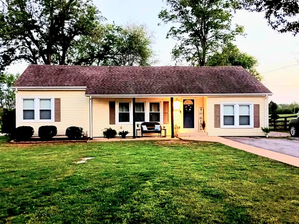 313 Depot St, Chapel Hill, TN 37034