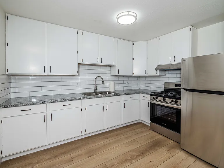 2308 Pennsylvania Ave #2308 — Photo 6