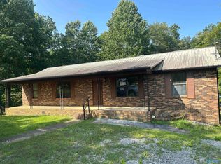 39 Cox Ave, Stevenson, AL 35772