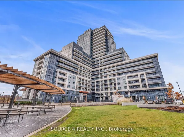 3220 William Coltson Ave #102, Oakville, ON L6H 7X9