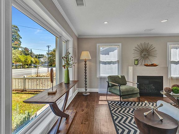 2nd image of 1407 East Avenue