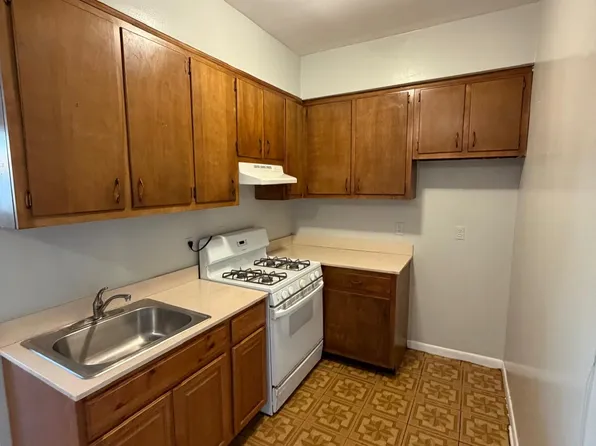 25 Linden Ave #C3, Irvington, NJ 07111