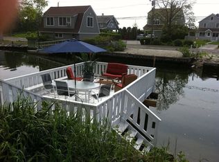 335 Old Dam Rd, Fairfield, CT 06824