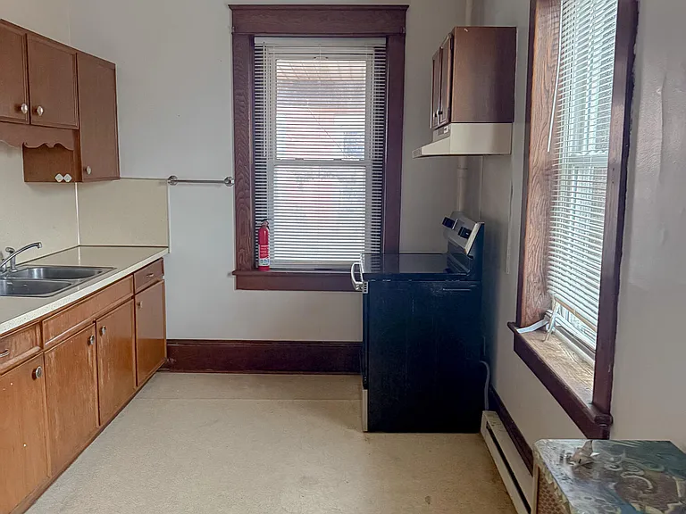 229 Ridge St #2B — Photo 5
