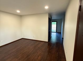 1529 Julie Dr, Schererville, IN 46375