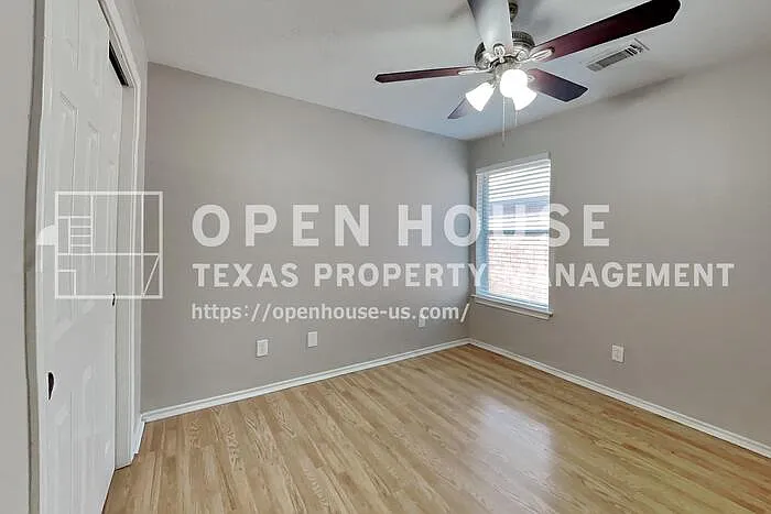 2311 Rendale Ct — Photo 15