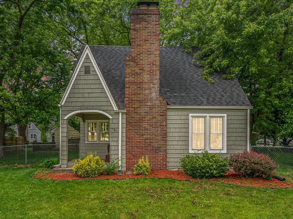 1511 Westmoor Pkwy, Goshen, IN 46526