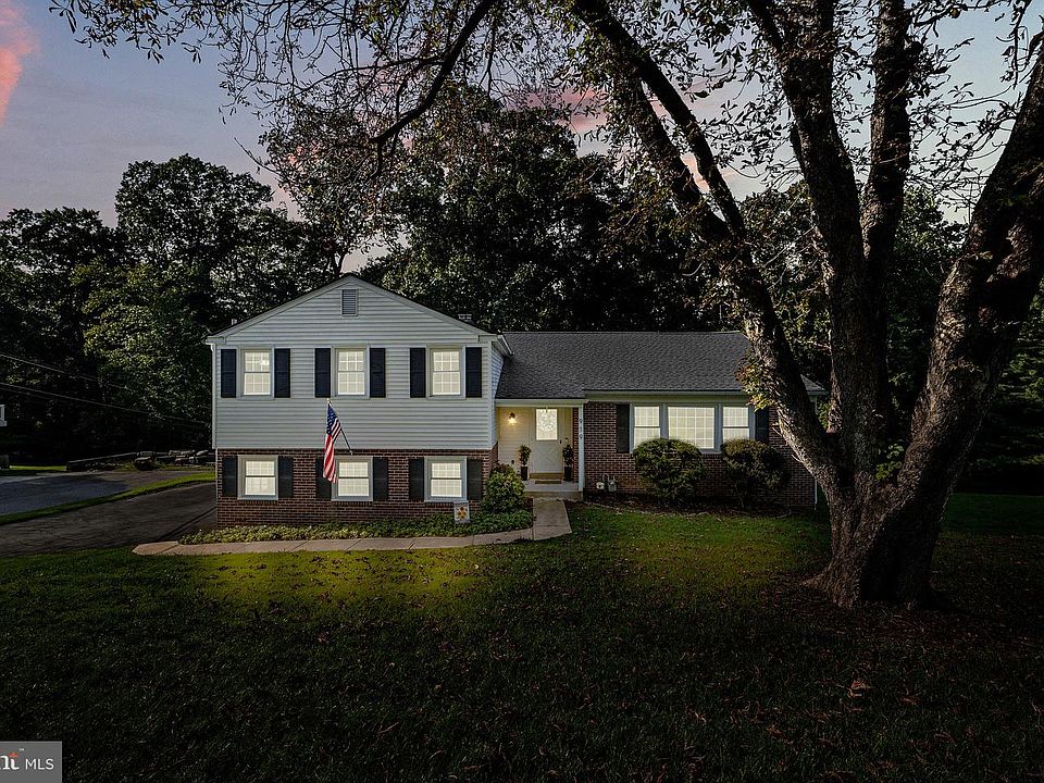 1st image of 919 Penn Valley Rd