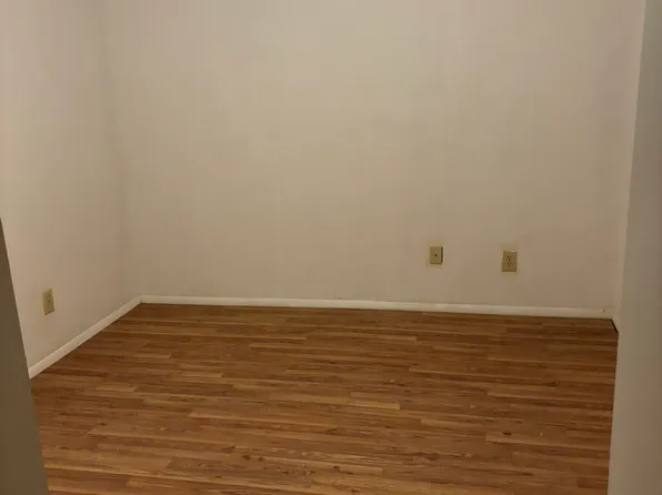 6789 Willowbrook Dr #5, Fayetteville, NC 28314