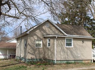 513 W South 3rd St, Shelbyville, IL 62565