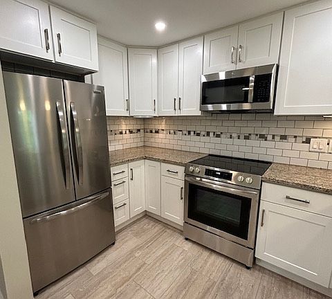 3rd image of 1169 Essex Rd #2