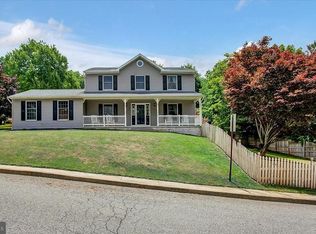 14 Liberty Dr, Mount Holly Springs, PA