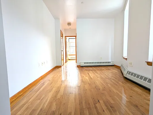 Rented by Manhattan Spaces | media 8