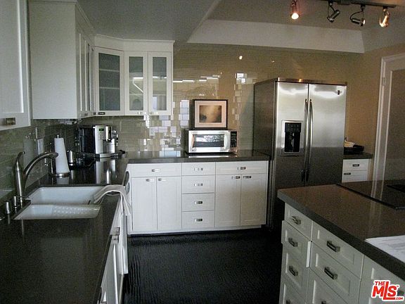 3rd image of 26634 Ocean View Dr