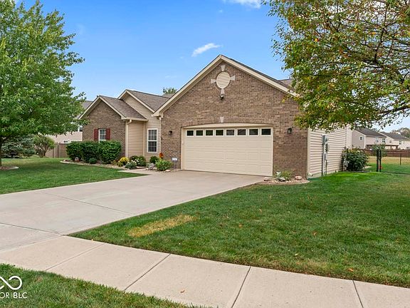 3rd image of 8229 Stonelick Dr
