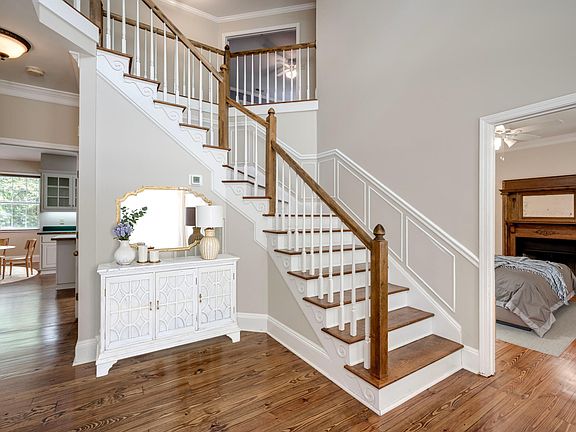 4th image of 4142 Rivermont Dr