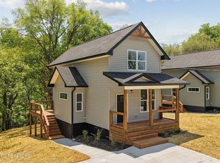 380 Nash Rd, Knoxville, TN 37914