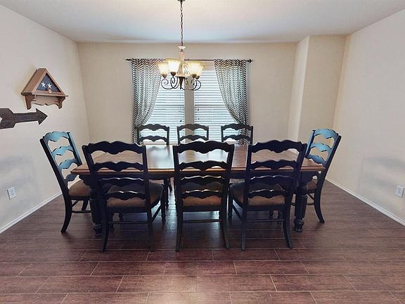 4th image of 2541 Saddlehorn Dr