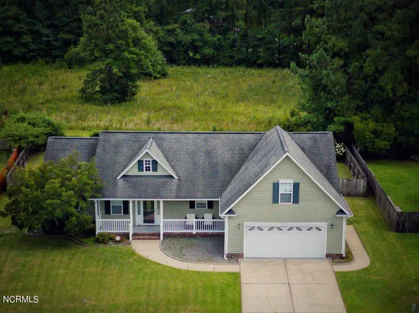 109 Croatan Woods Drive, New Bern, NC 28562