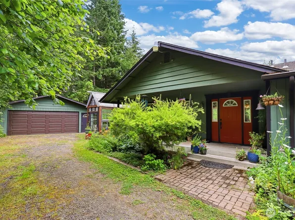 4811 Ashram Lane NW, Olympia, WA 98502
