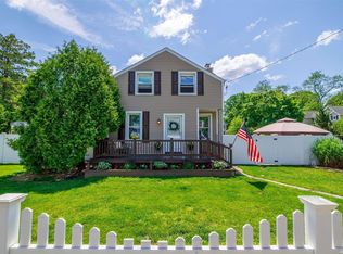 2926 Beltagh Ave, Wantagh, NY 11793