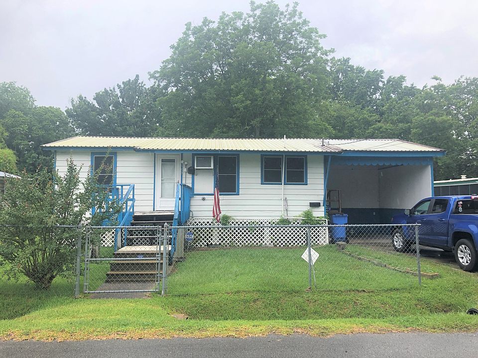 1st image of 703 Ash St