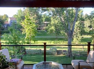 7577 S Willow Cir, Centennial, CO 80112