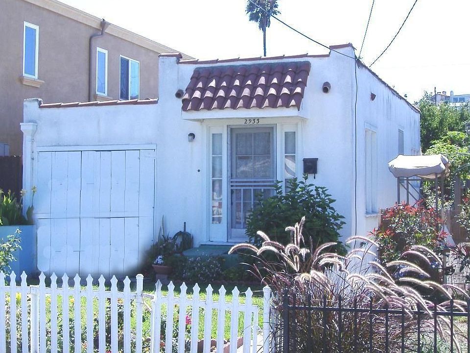 1st image of 2933 S Denison Ave
